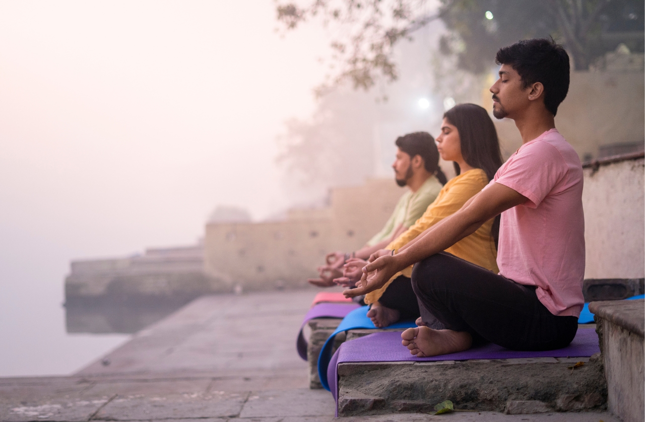 Hatha yoga poses stimulating organ massage for detox