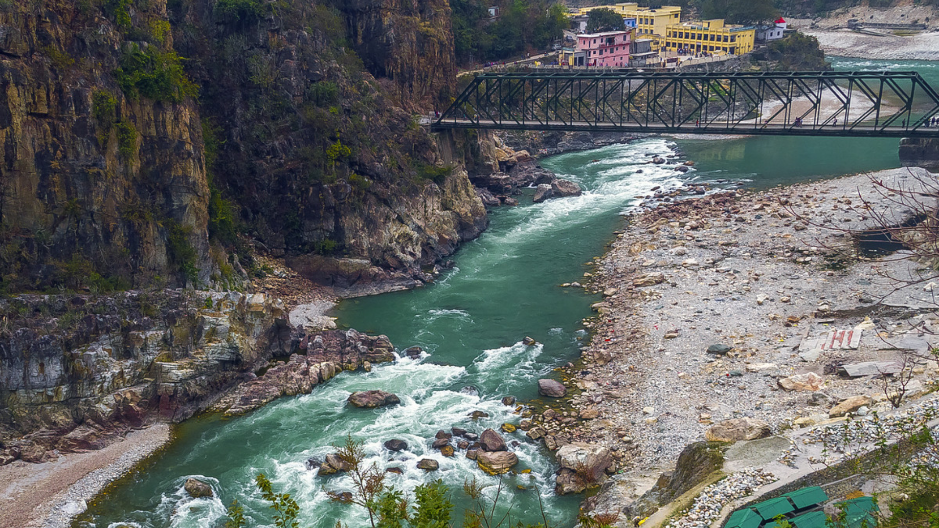 Alaknanda River view near Dhari Devi Temple
