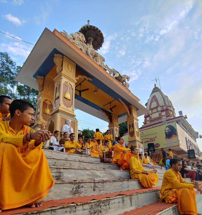 Evening Ganga Aarti at Parmarth Niketan Ashram Rishikesh