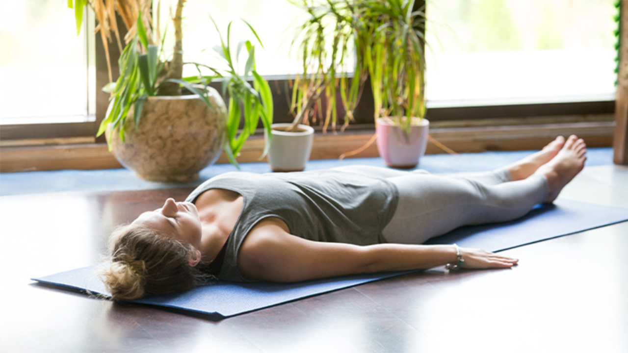 Benefits of detox yoga retreat before yoga TTC Rishikesh preparation